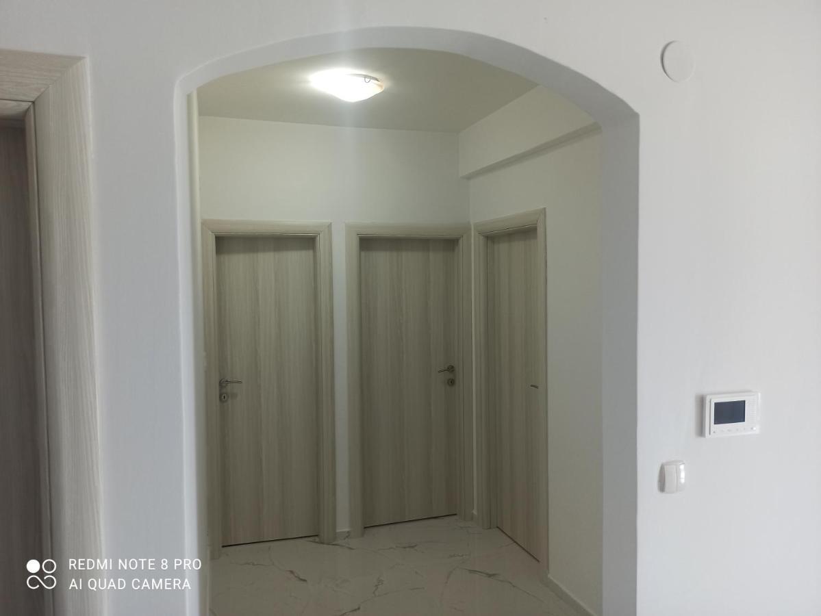 Ata Apartmani. Petrovac Buitenkant foto