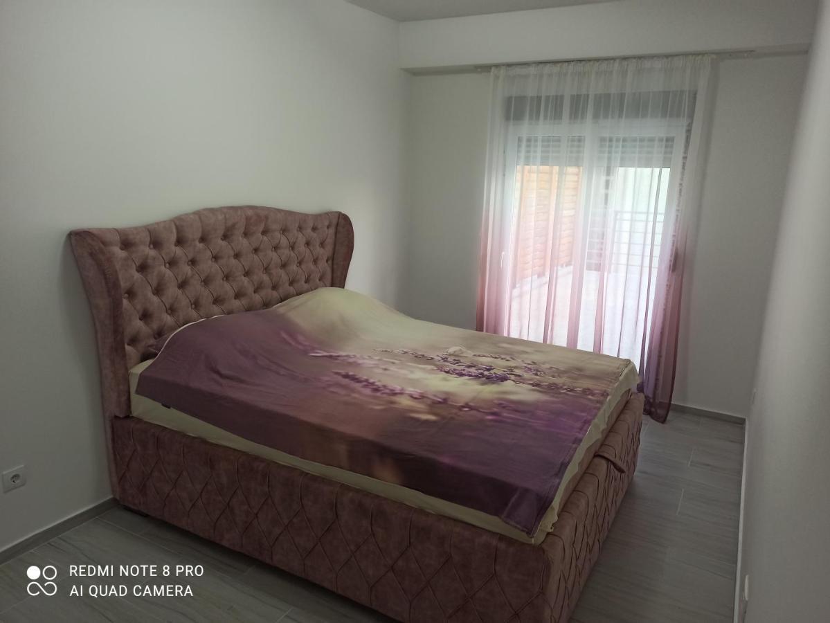 Ata Apartmani. Petrovac Buitenkant foto