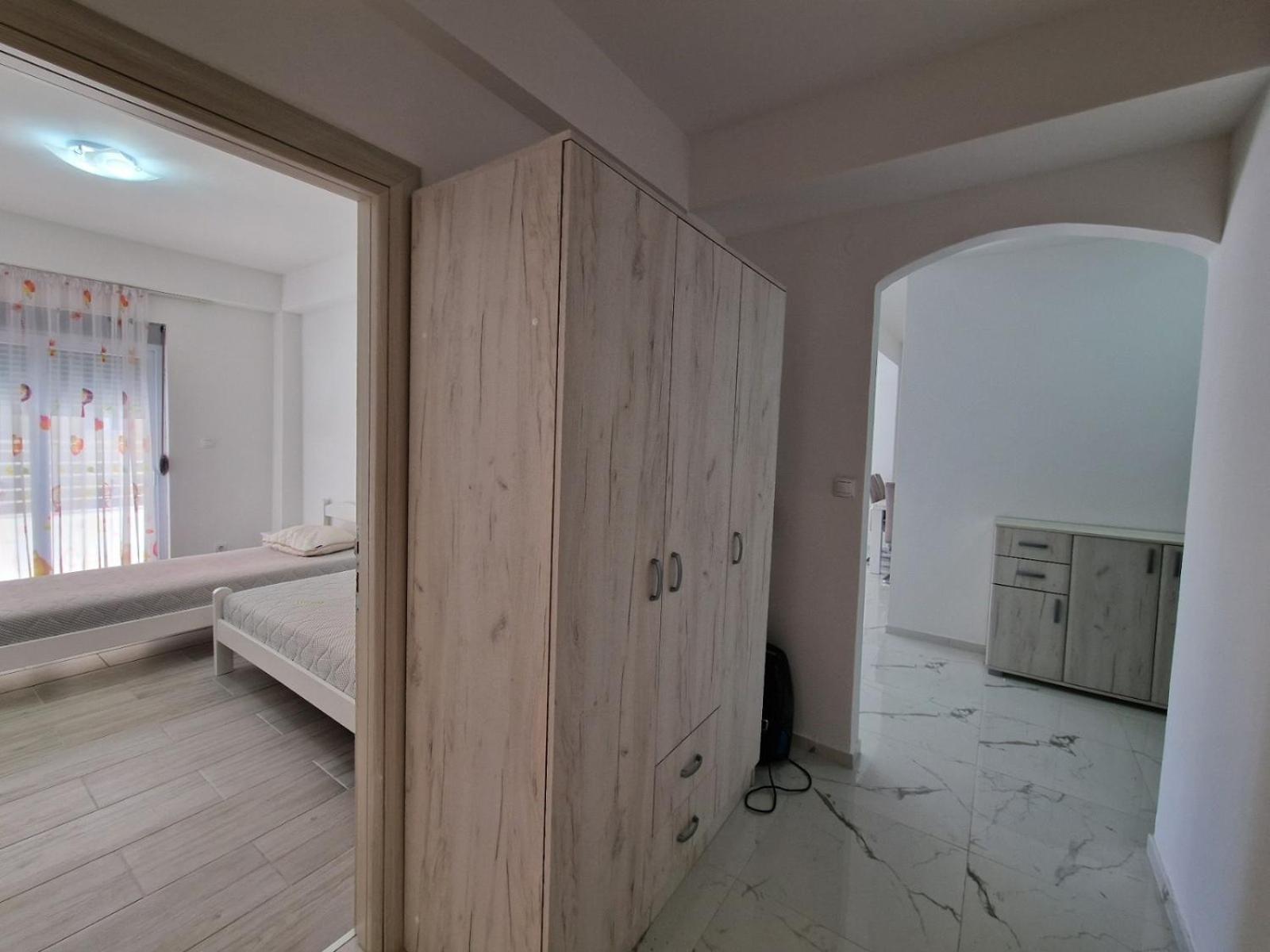 Ata Apartmani. Petrovac Buitenkant foto