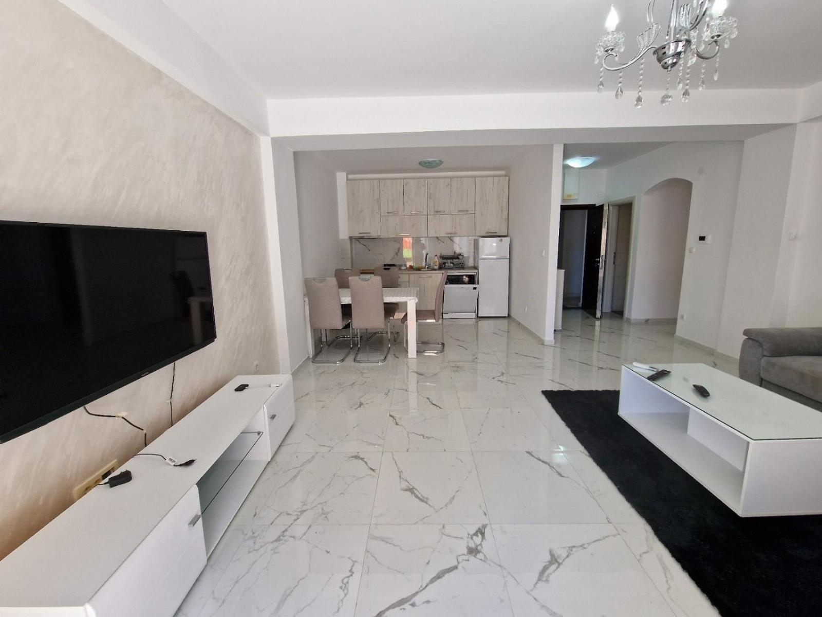 Ata Apartmani. Petrovac Buitenkant foto